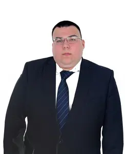 Радмир Мухаметназарович