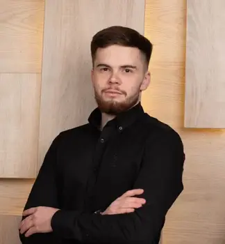 Артем Круглов