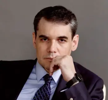 Шаров Денис Васильевич