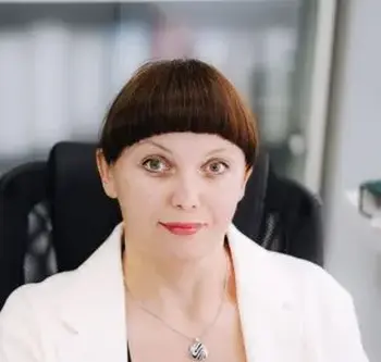 СВЕТЛАНА РЫЖАКОВА