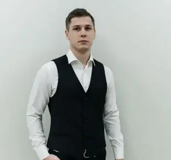 Шнитов Денис Вадимович