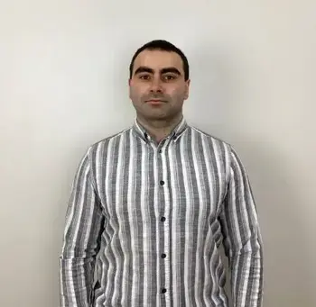 Микаелян Вираб Варужанович