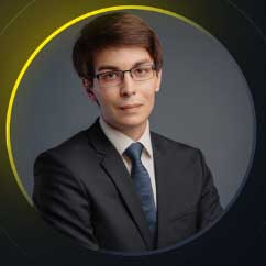 Максим Денисов