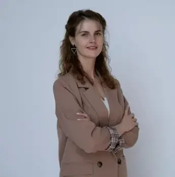 Елена Еламкова