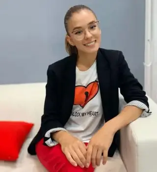 Накова Виктория Ивановна