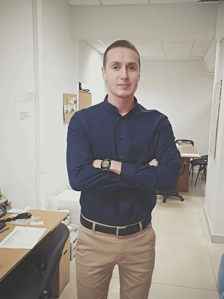 Илья Карпов