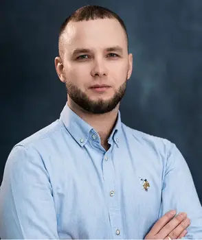 Марк Харюзов