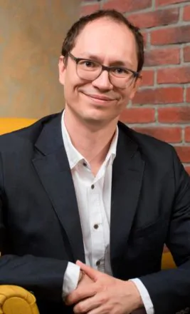 Дмитрий Баханов