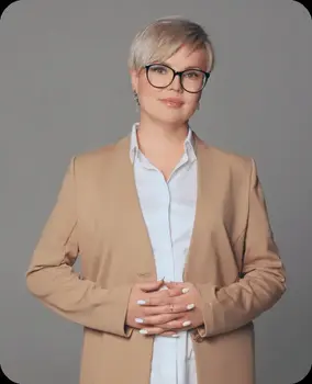 Ксения Липатова